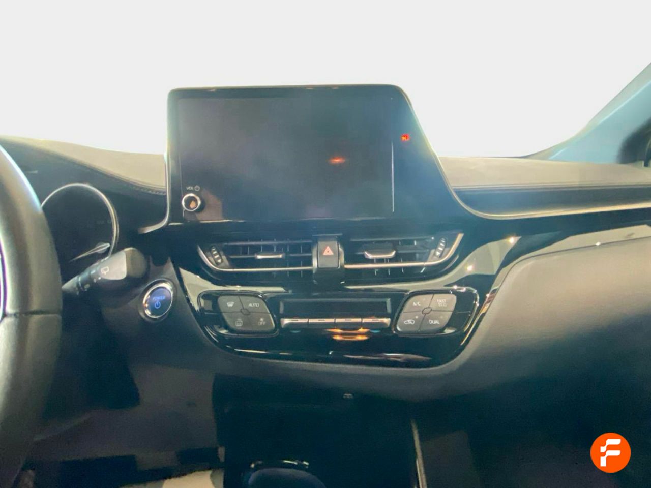 Foto Toyota C-HR 9