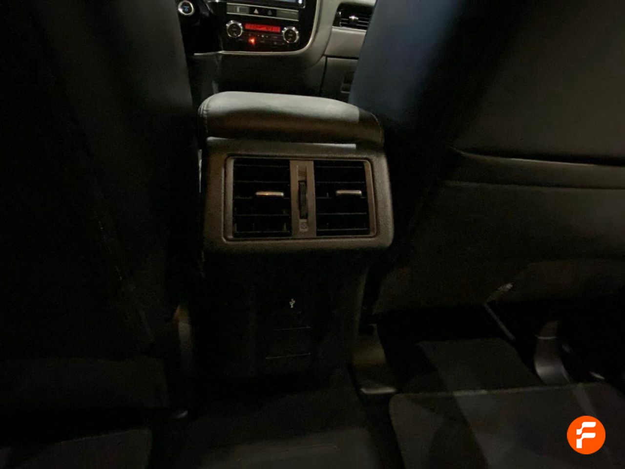 Foto Mitsubishi Outlander 15