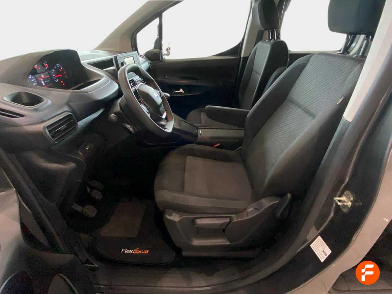 Foto Peugeot Rifter 17