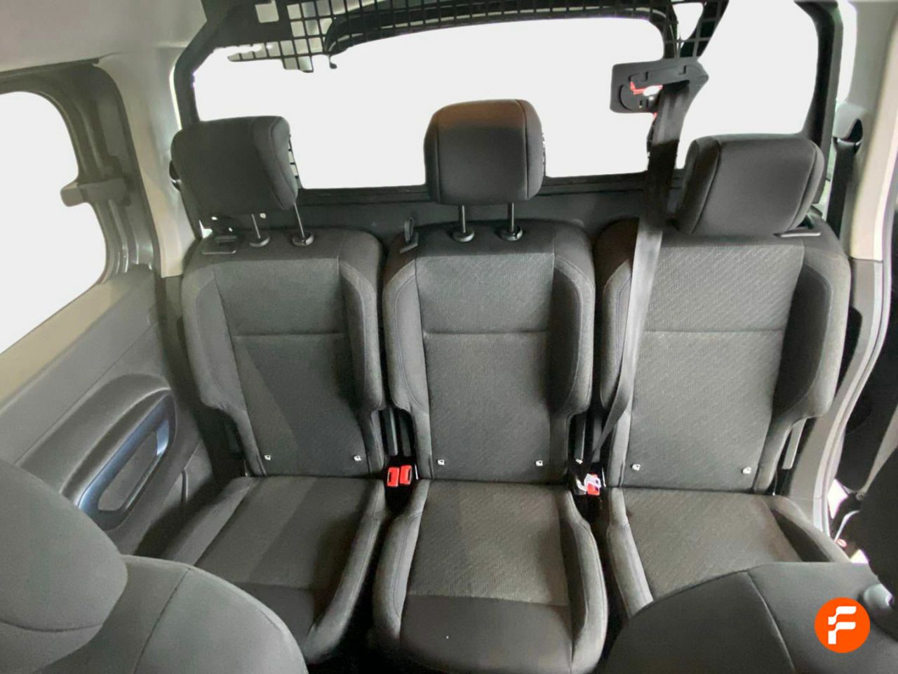 Foto Peugeot Rifter 19
