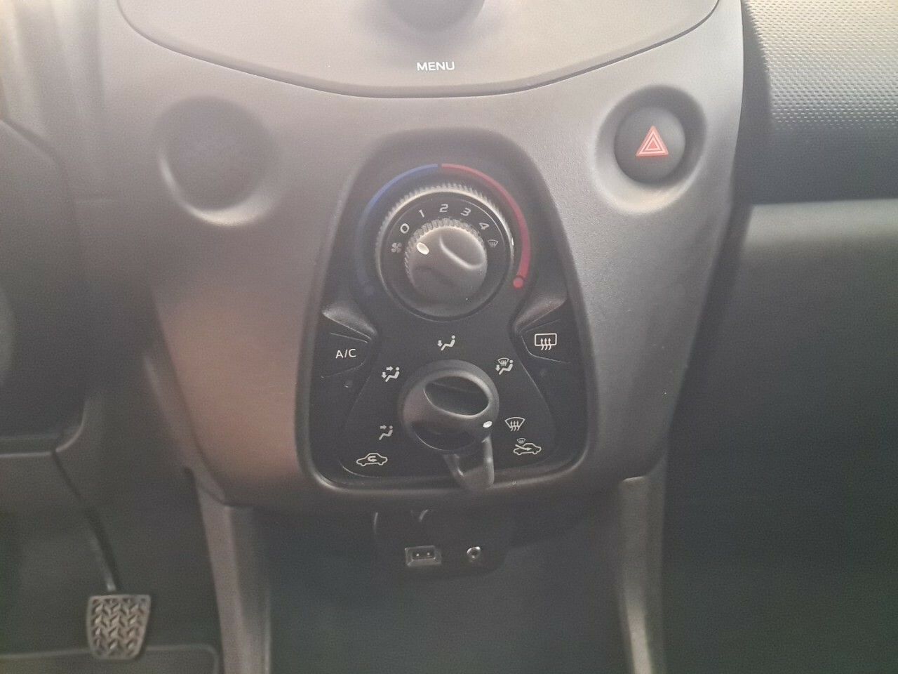 Foto Toyota Aygo 13