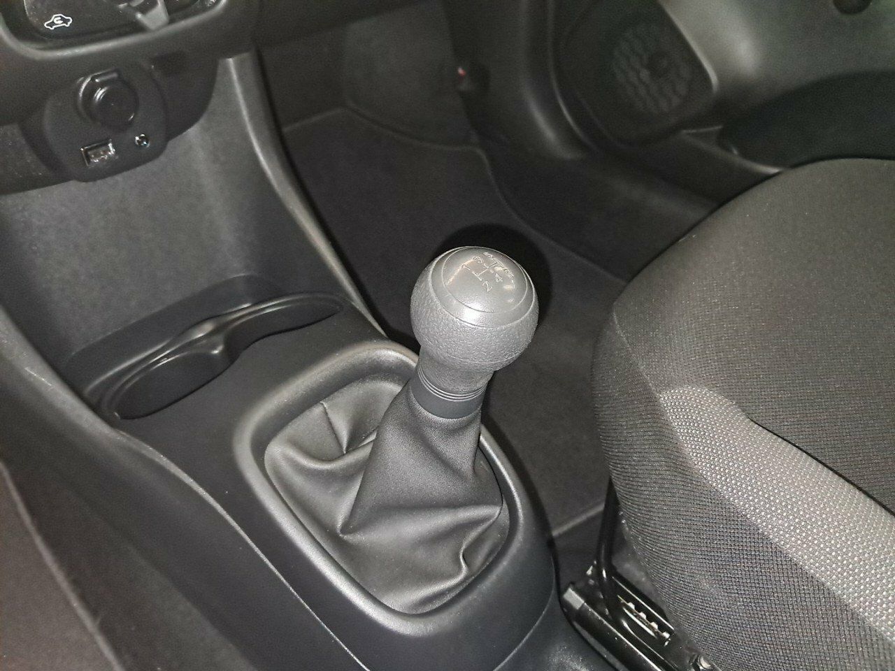 Foto Toyota Aygo 14