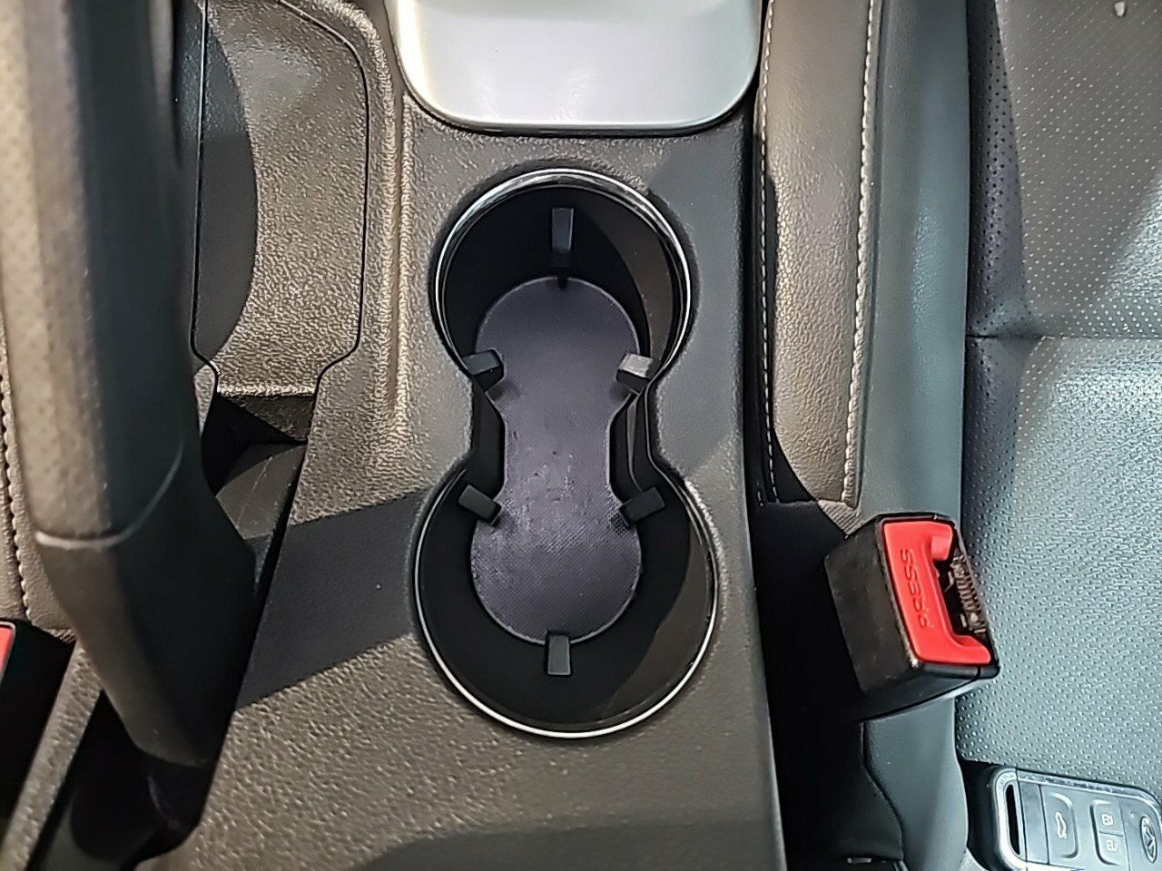 Foto DR Automobiles DR4 22
