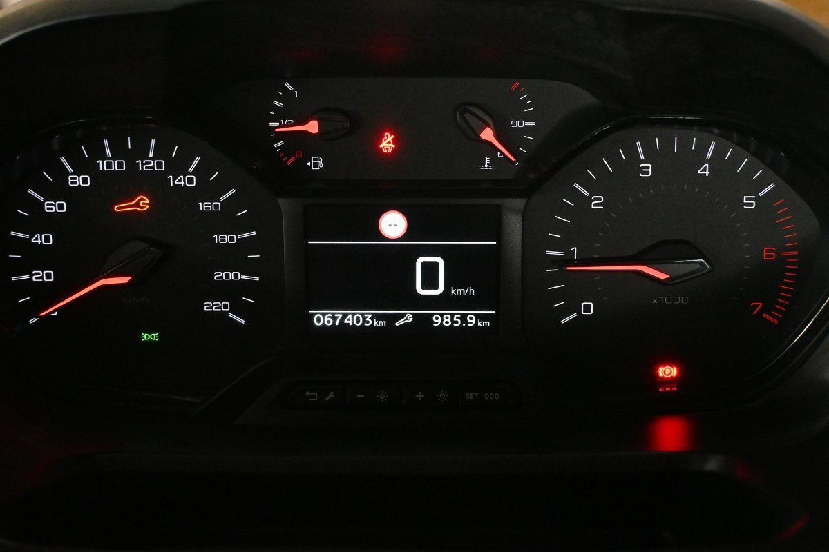 Foto Peugeot Rifter 11