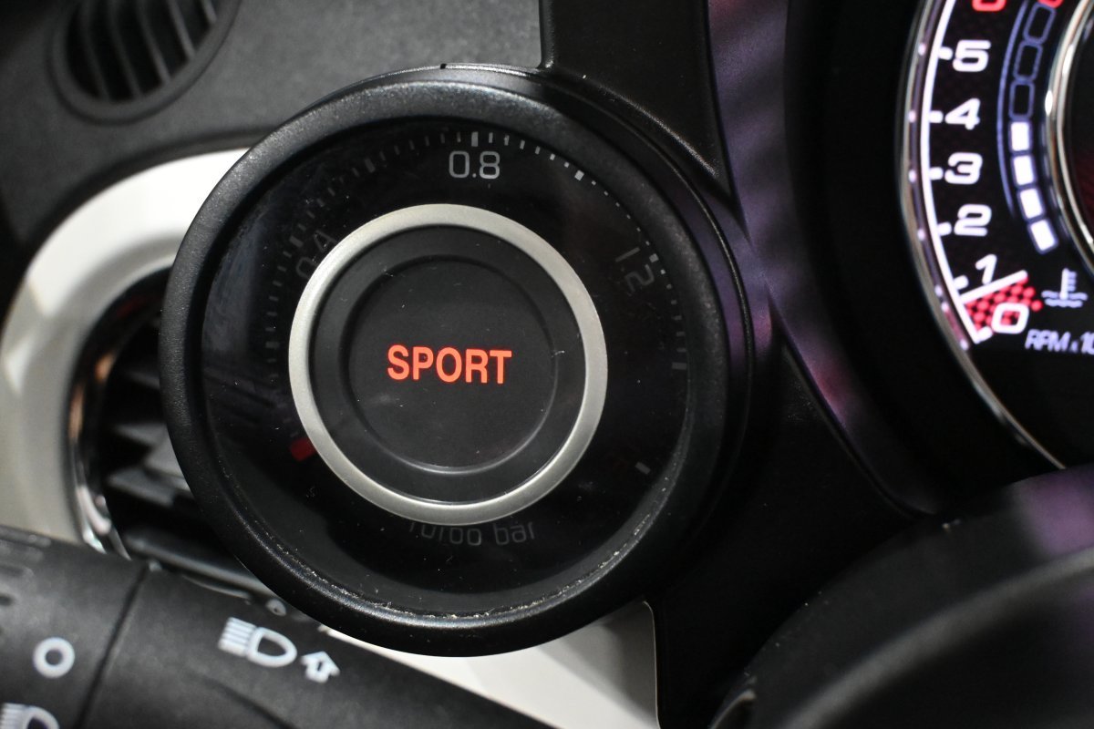 Foto Abarth 500C 15 Foto Abarth 500C 15
