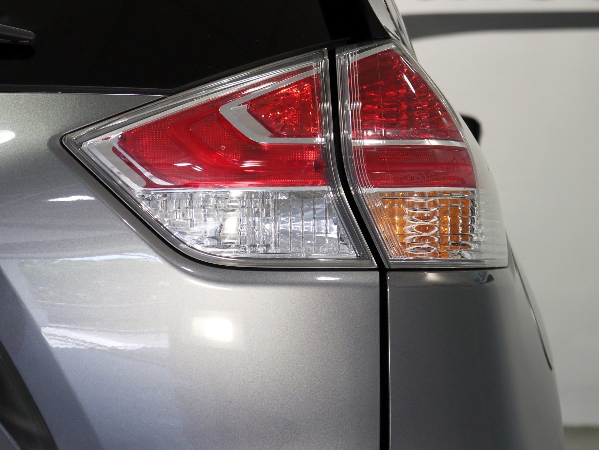 Foto Nissan X-Trail 10