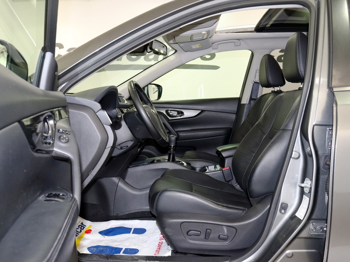 Foto Nissan X-Trail 11