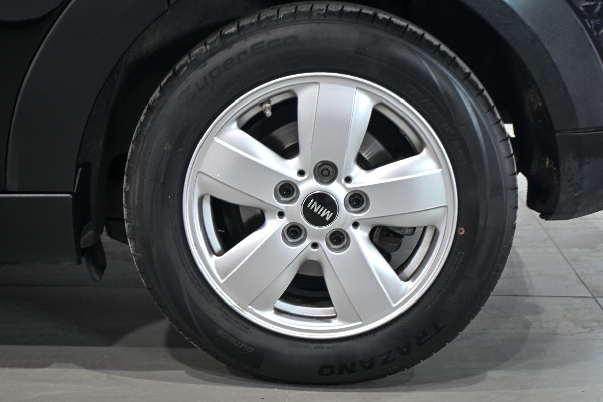 Foto Mini 5 Puertas 26