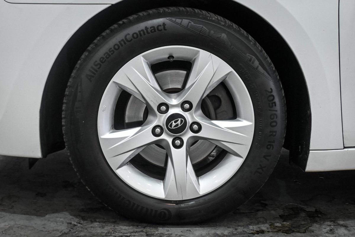 Foto Hyundai i40 25