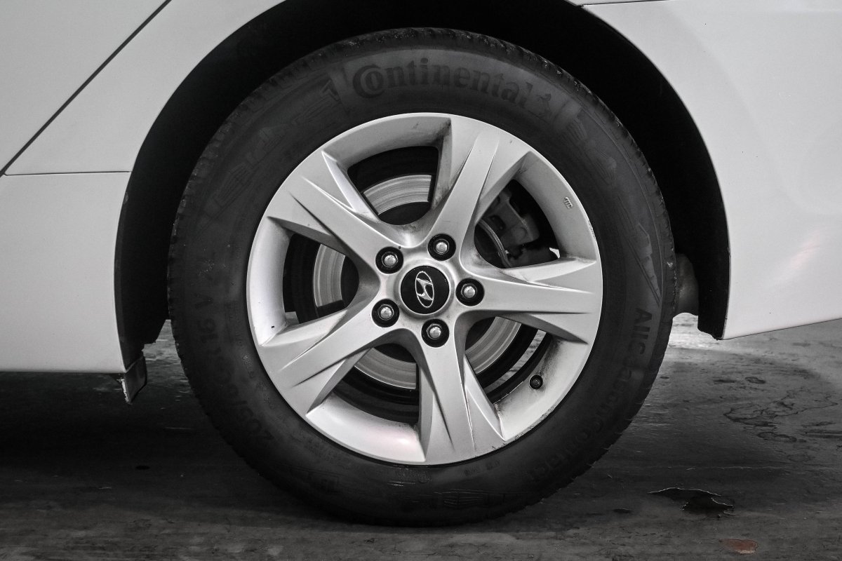 Foto Hyundai i40 26