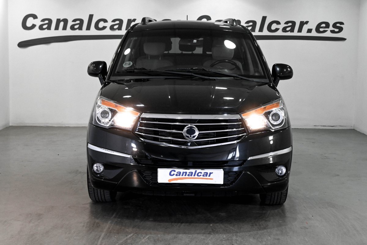 Foto SsangYong Rodius 4