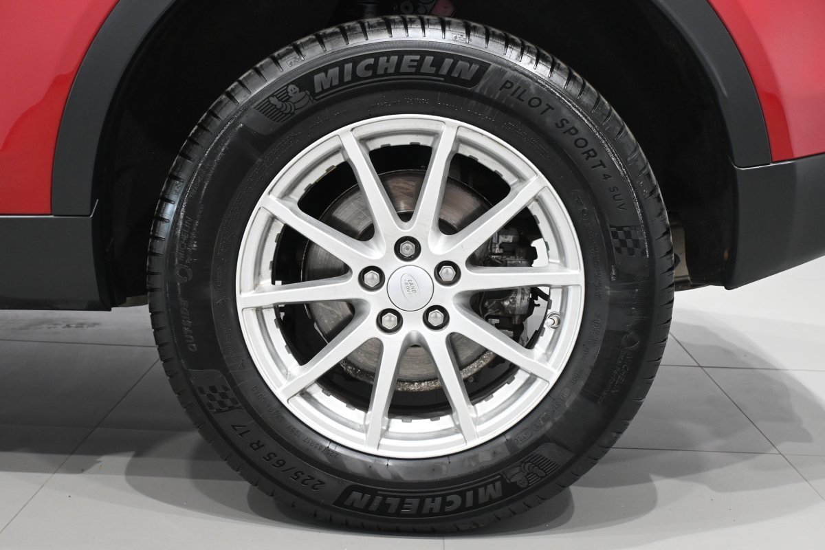 Foto Land-Rover Discovery Sport 35