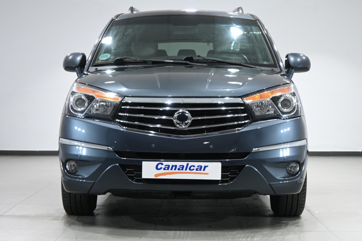 Foto SsangYong Rodius 2