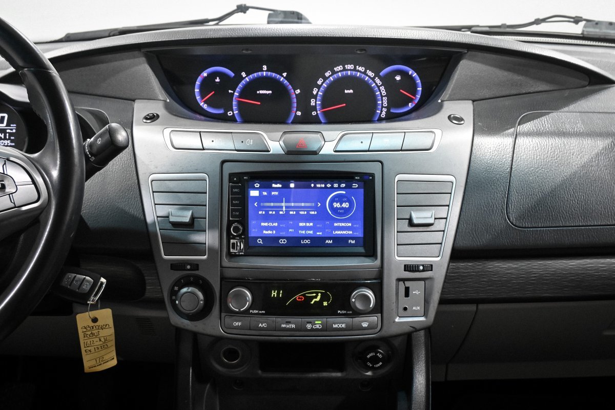 Foto SsangYong Rodius 15