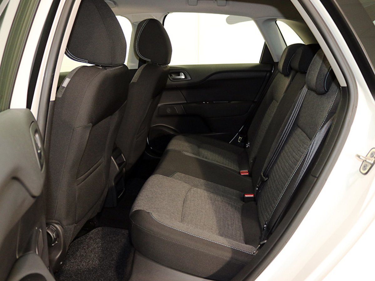 Foto Citroën C4 15