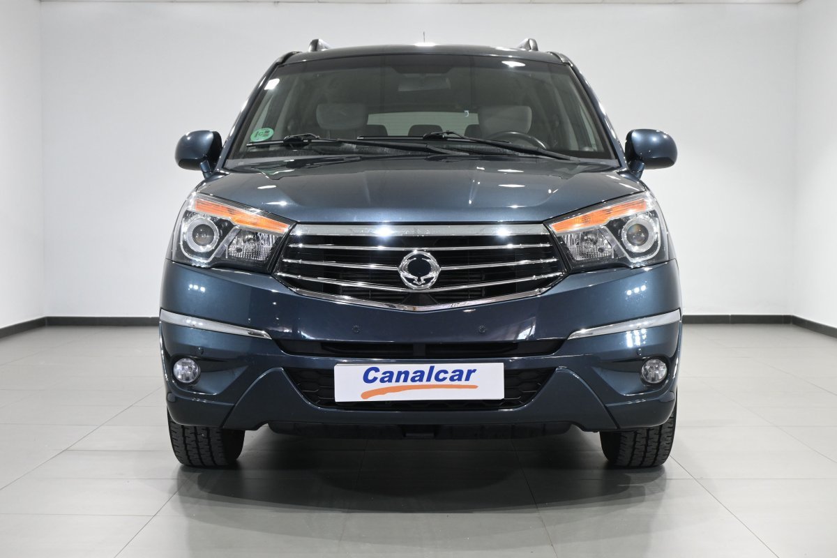 Foto SsangYong Rodius 2