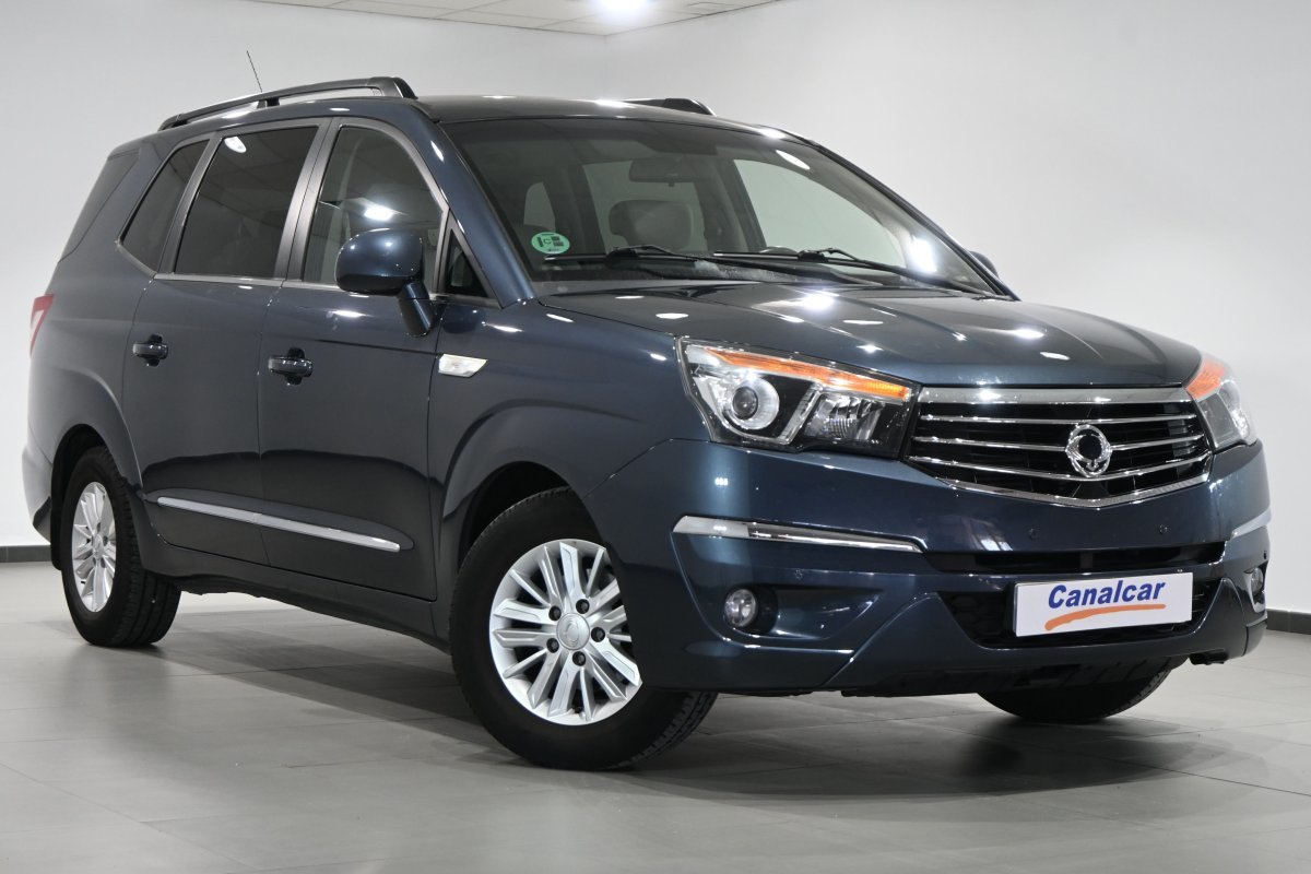 Foto SsangYong Rodius 3