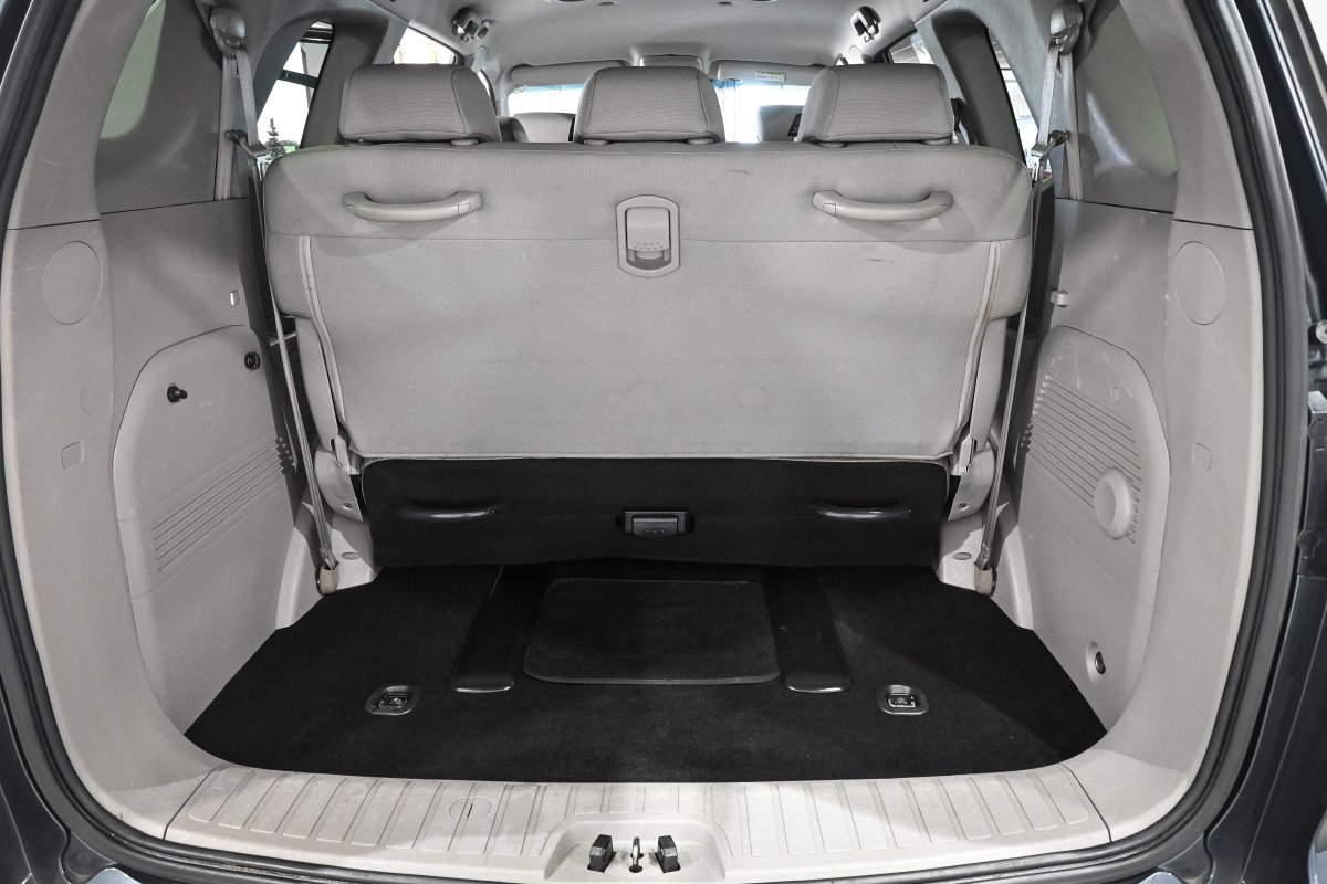 Foto SsangYong Rodius 8