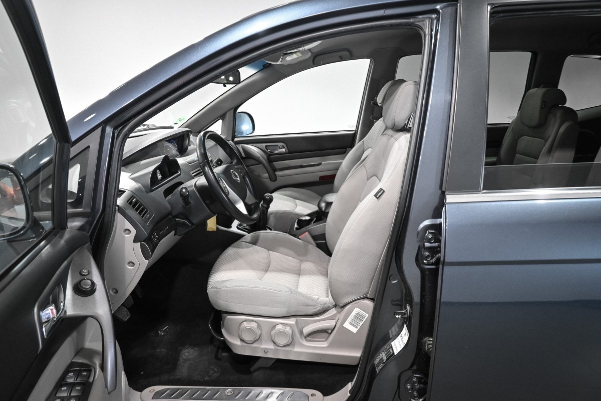 Foto SsangYong Rodius 10