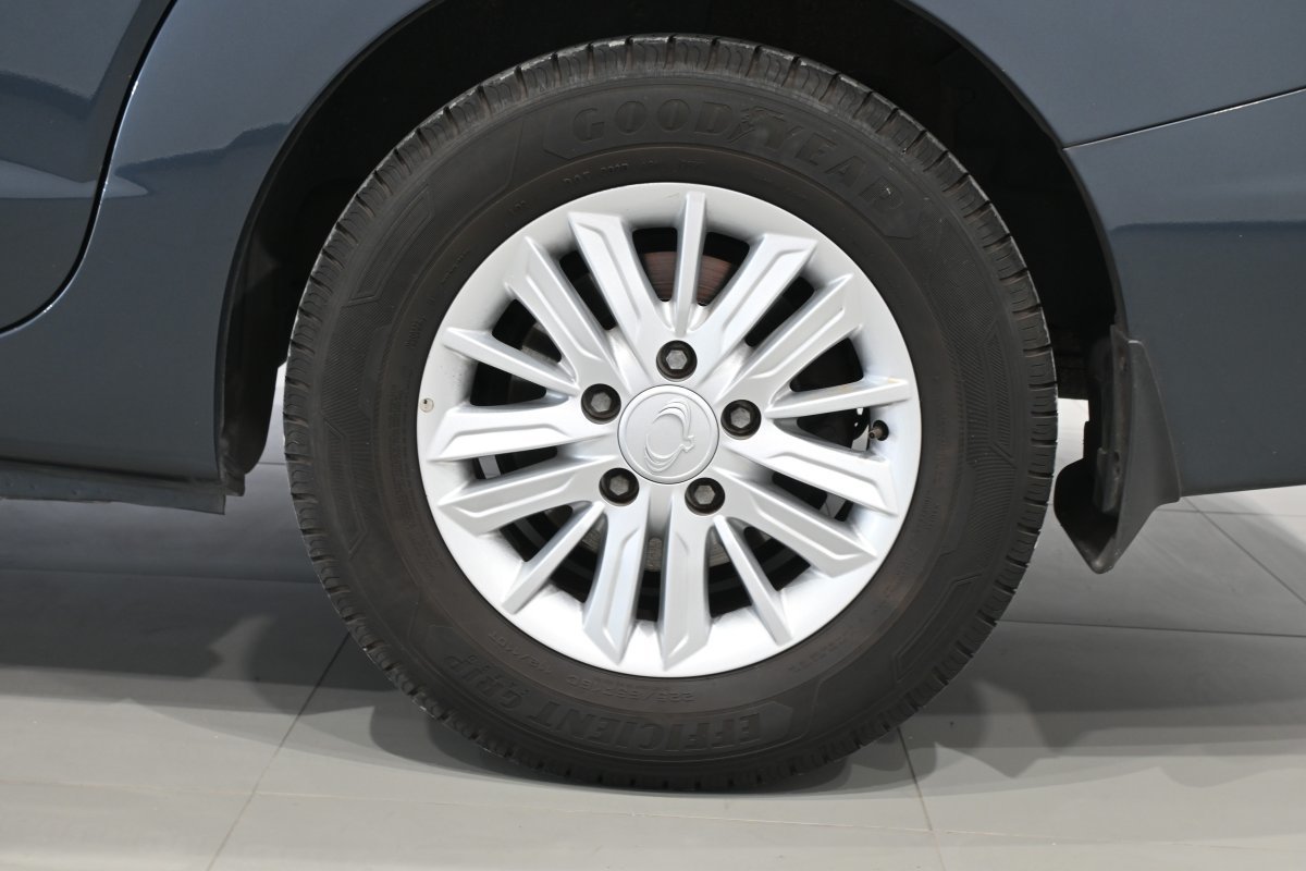 Foto SsangYong Rodius 21