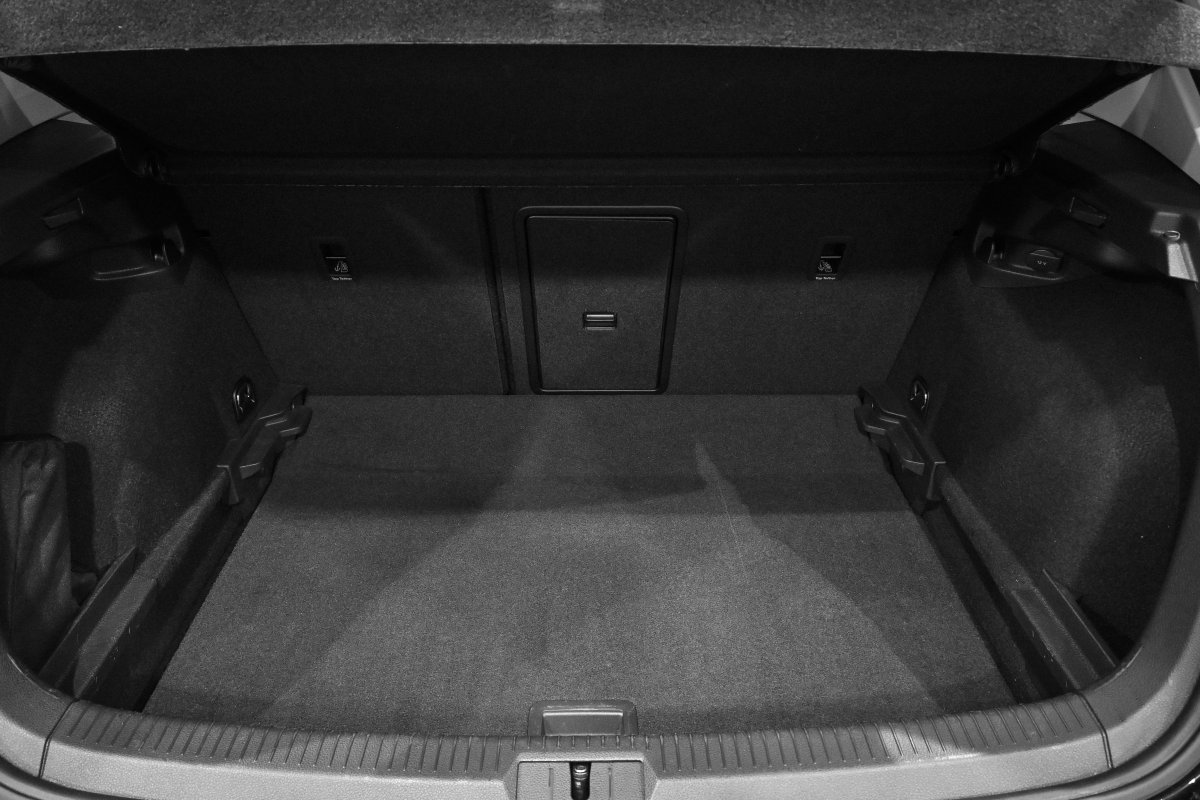 Foto Volkswagen Golf 8