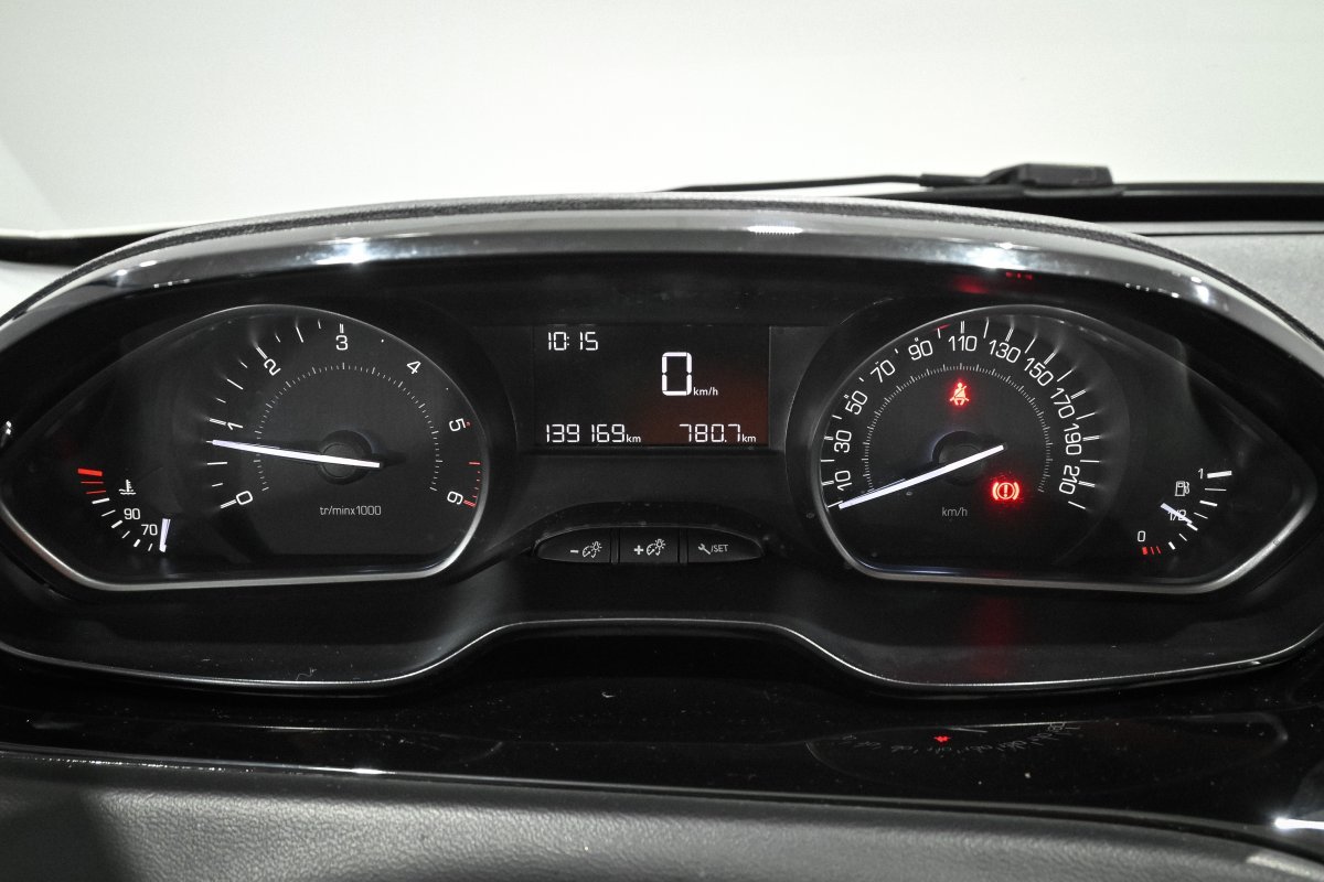 Foto Peugeot 208 12