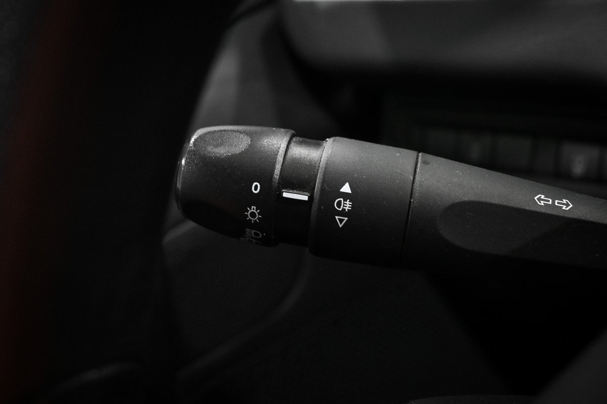 Foto Peugeot 208 17