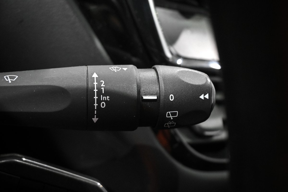 Foto Peugeot 208 19