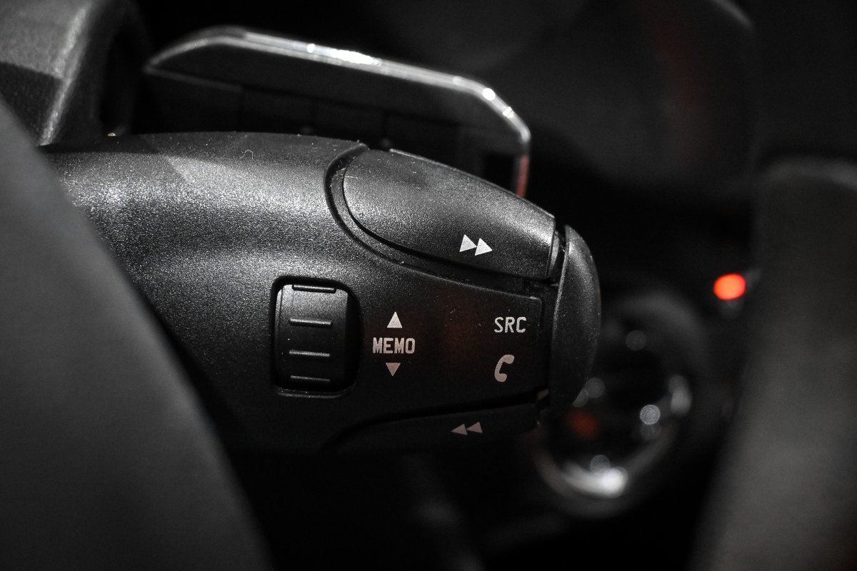 Foto Peugeot 208 20