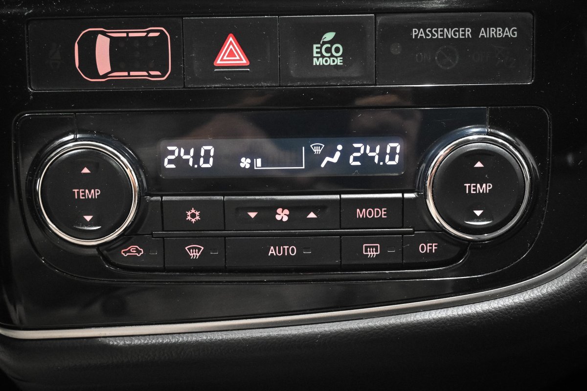 Foto Mitsubishi Outlander 17