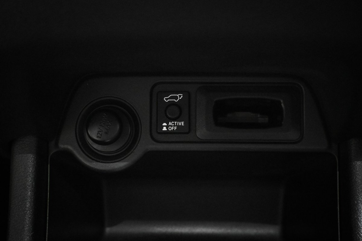 Foto Mitsubishi Outlander 25