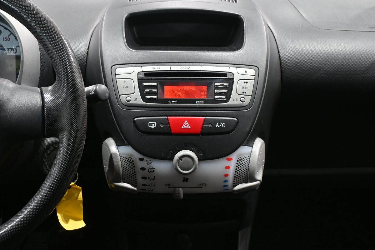 Foto Toyota Aygo 15