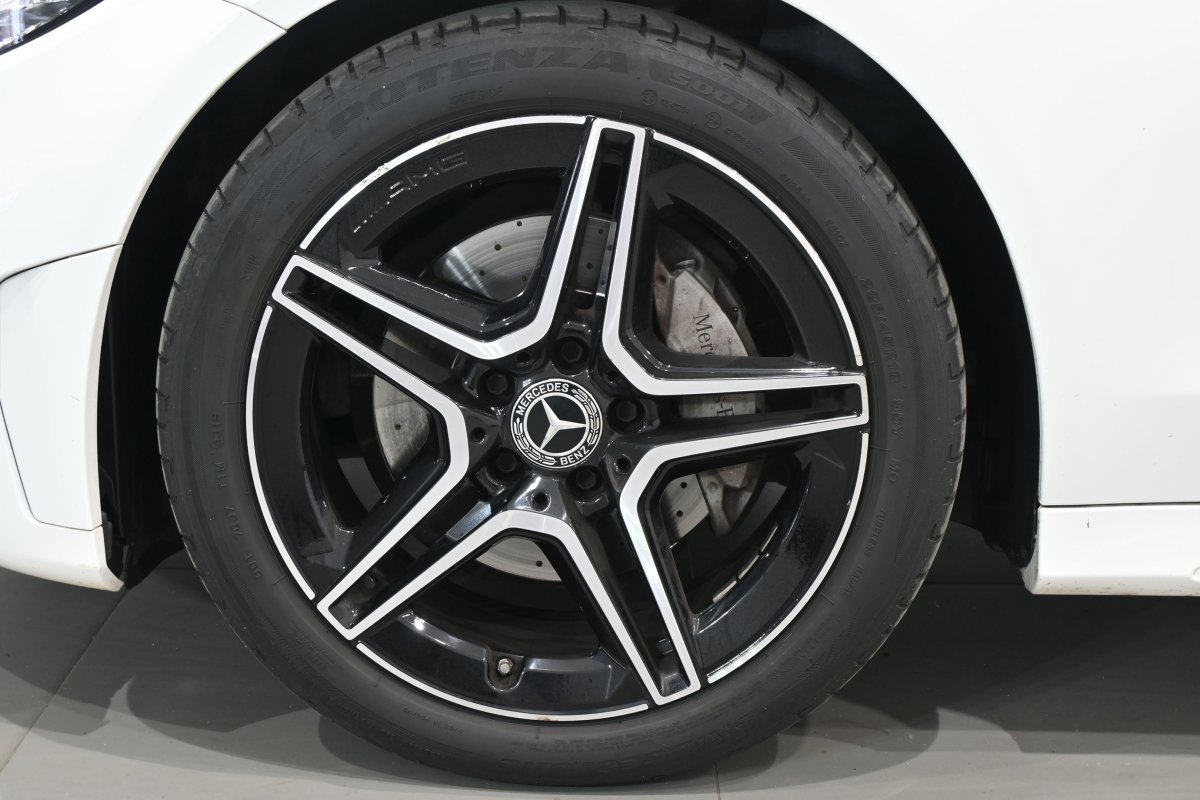 Foto Mercedes-Benz Clase C 33