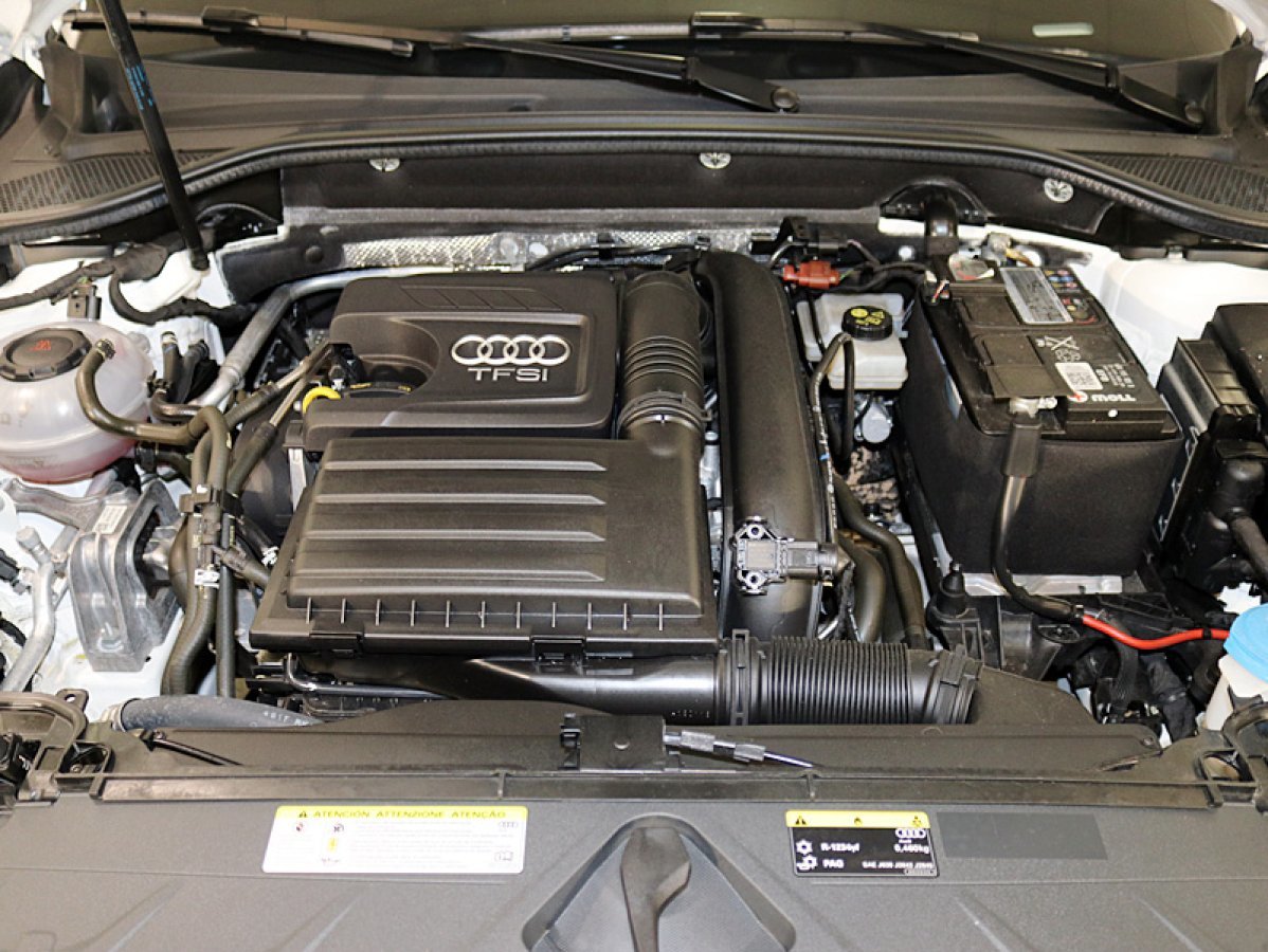 Foto Audi Q2 7