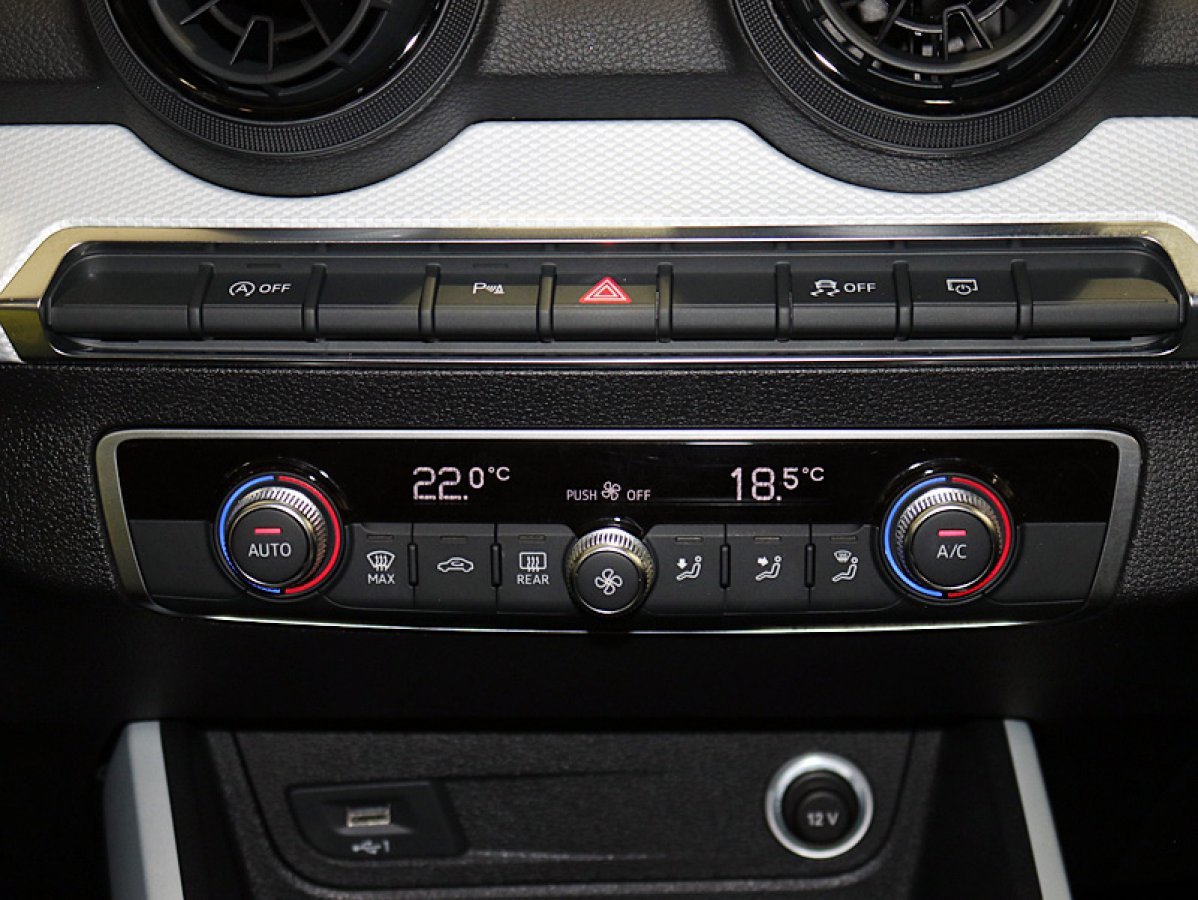 Foto Audi Q2 19