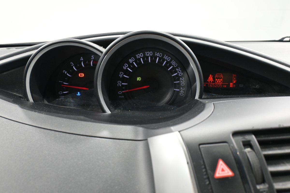 Foto Toyota Corolla Verso 16