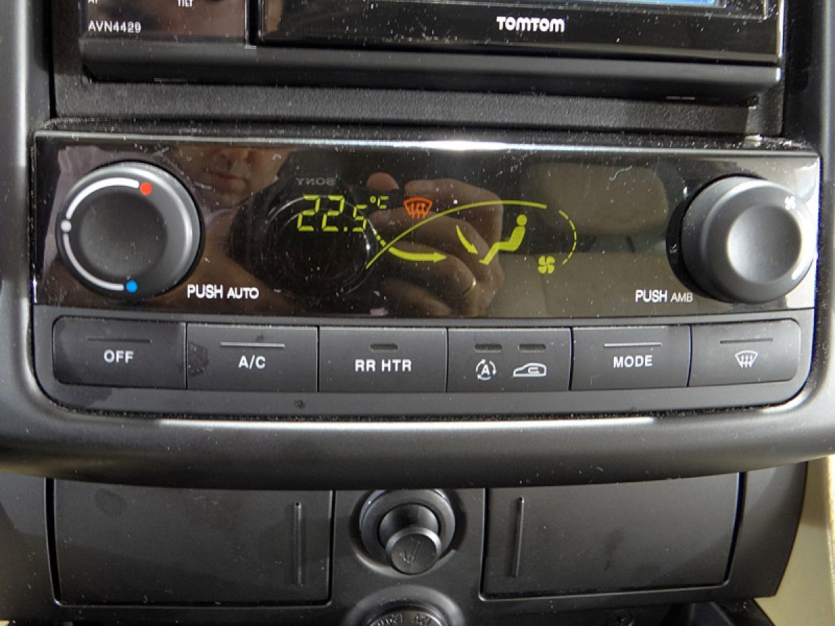 Foto SsangYong Rodius 34