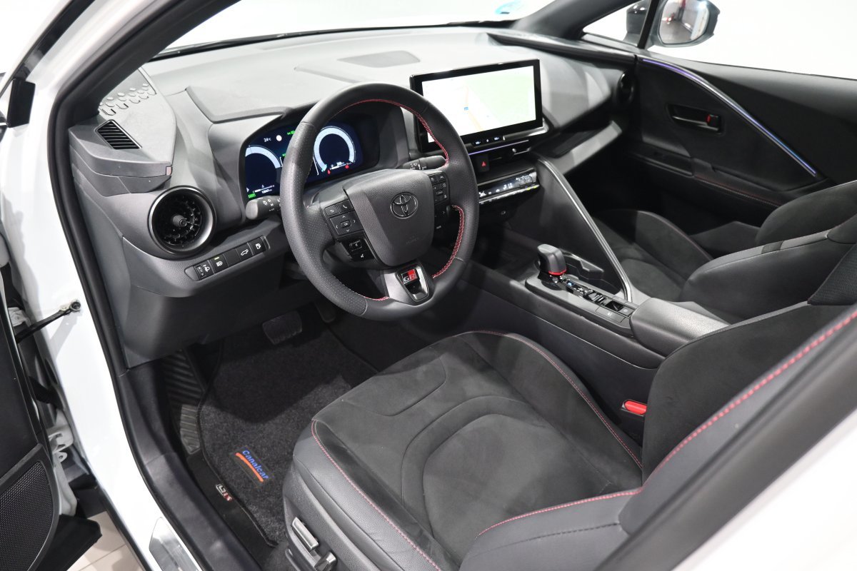 Foto Toyota C-HR 10