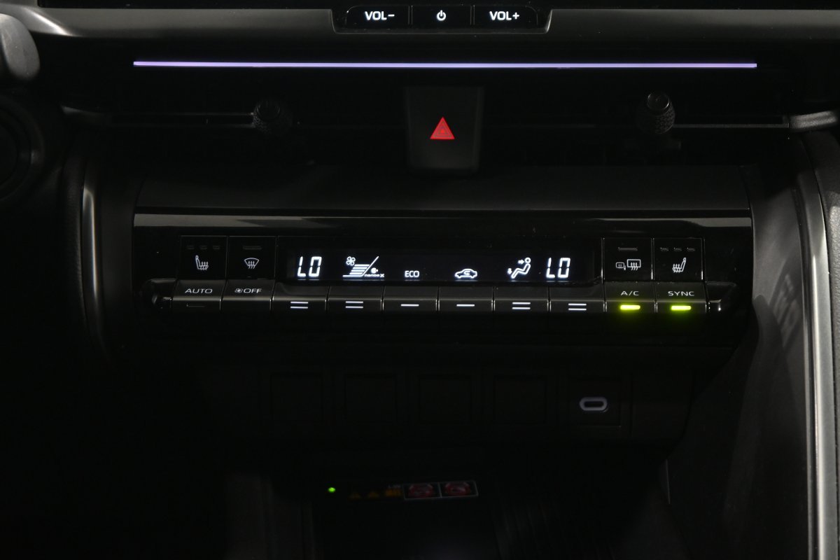 Foto Toyota C-HR 17