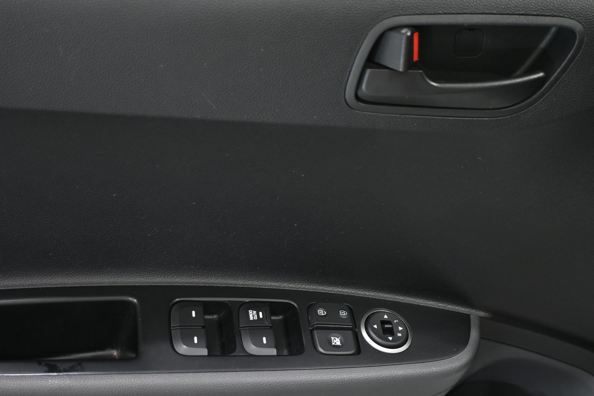 Foto Hyundai i10 25