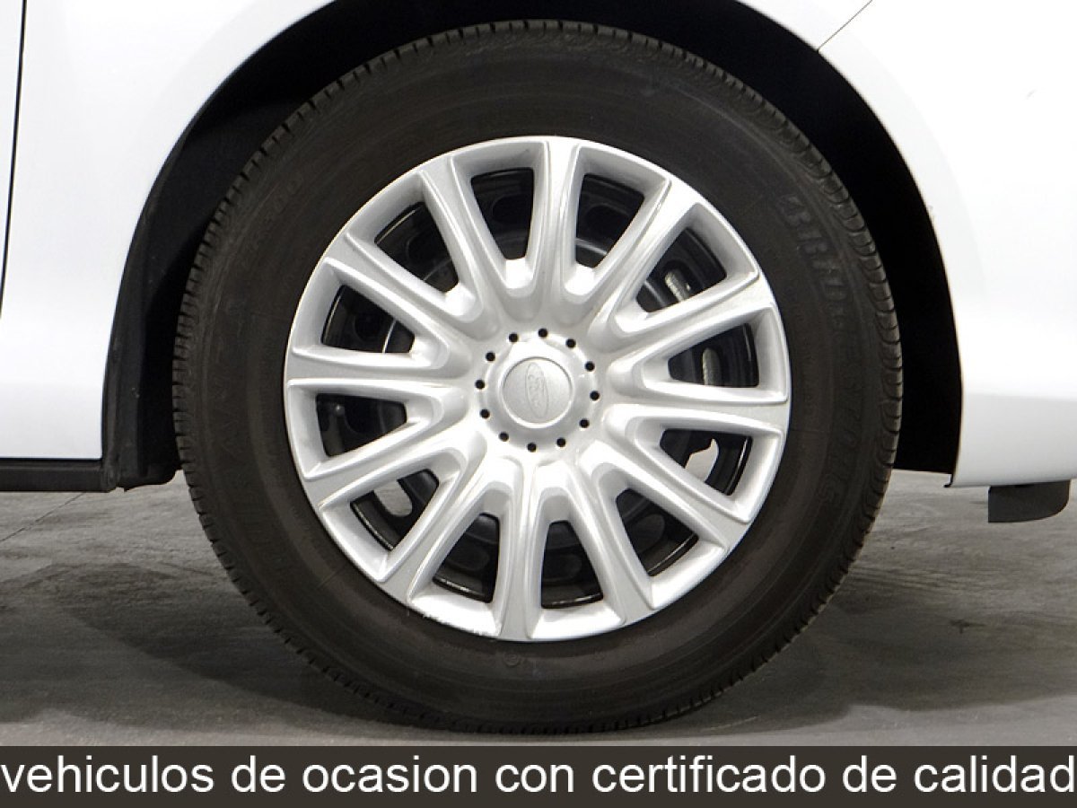 Foto Ford B-Max 36