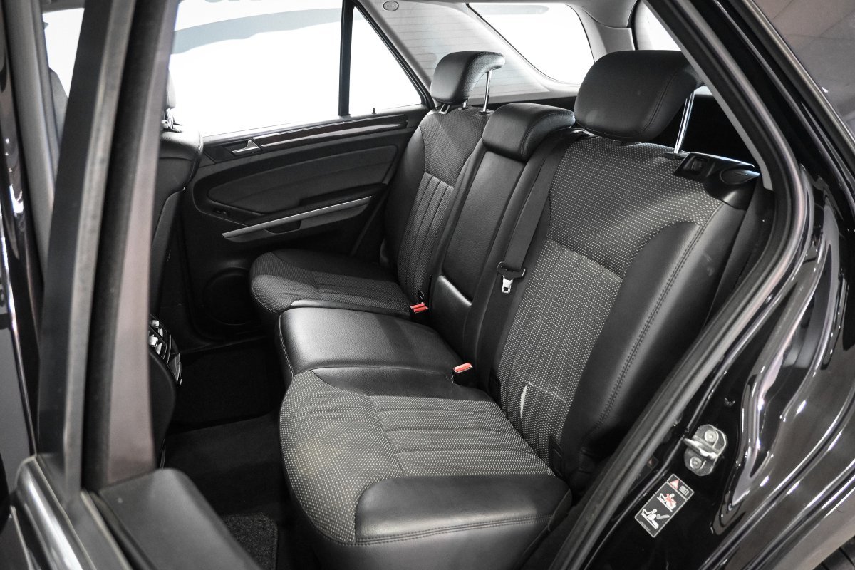 Foto Mercedes-Benz Clase M 10