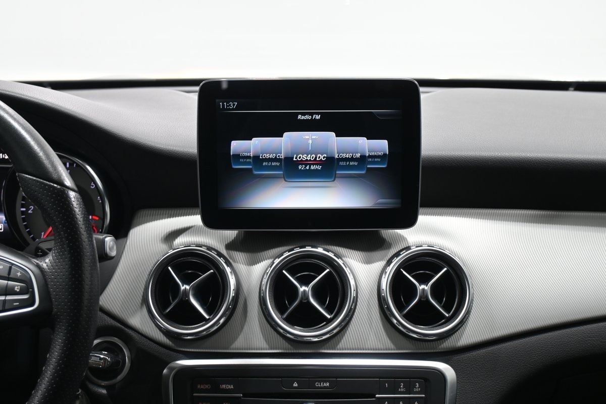 Foto Mercedes-Benz Clase GLA 14