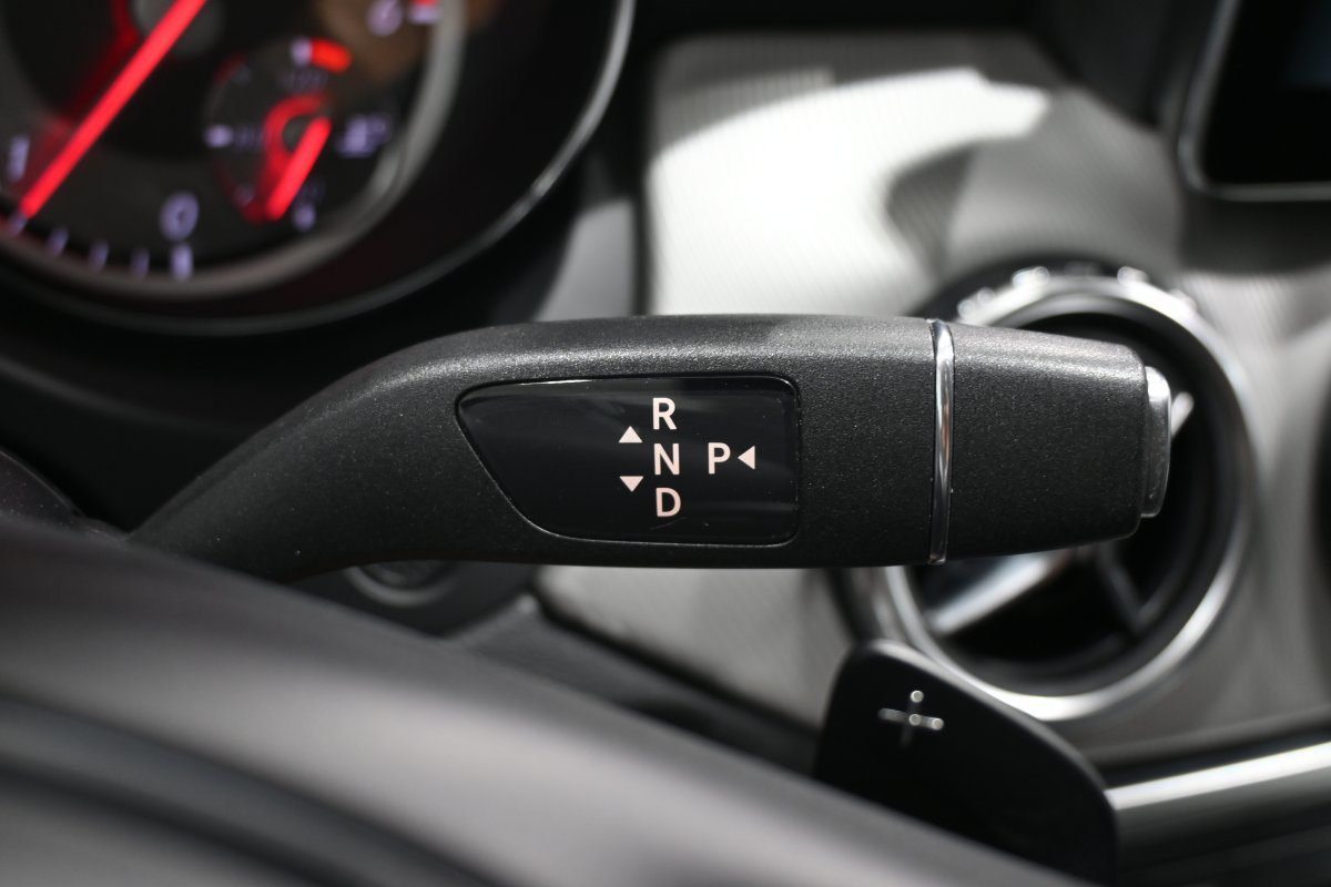 Foto Mercedes-Benz Clase GLA 26