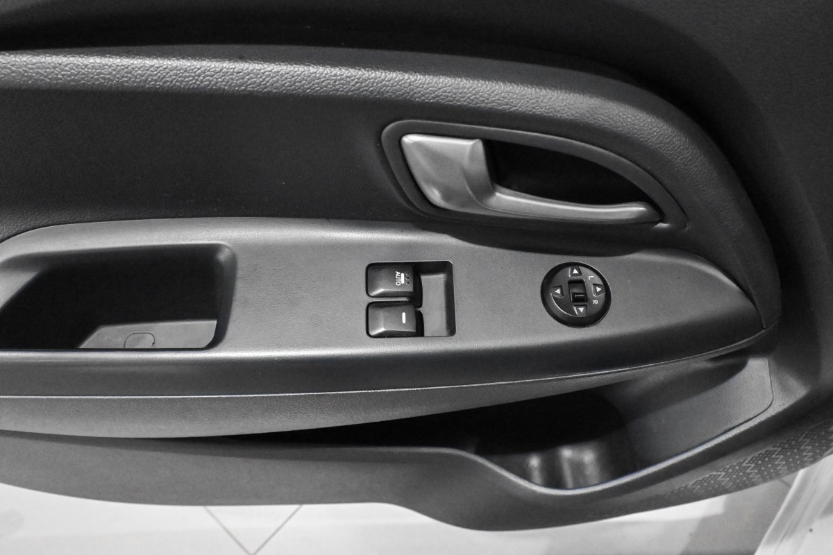 Foto Kia Rio 14