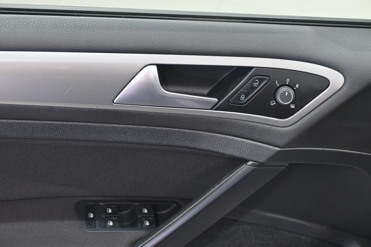 Foto Volkswagen Golf 29