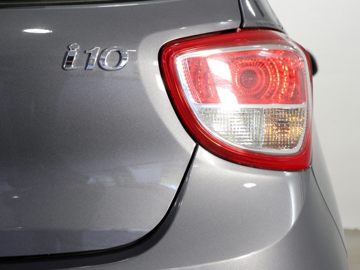 Foto Hyundai i10 10