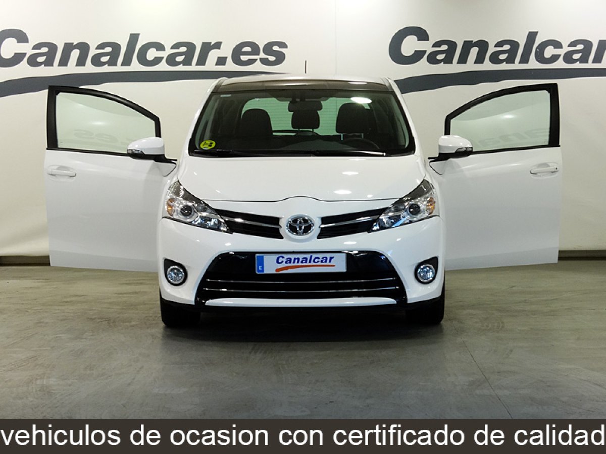 Foto Toyota Corolla Verso 4