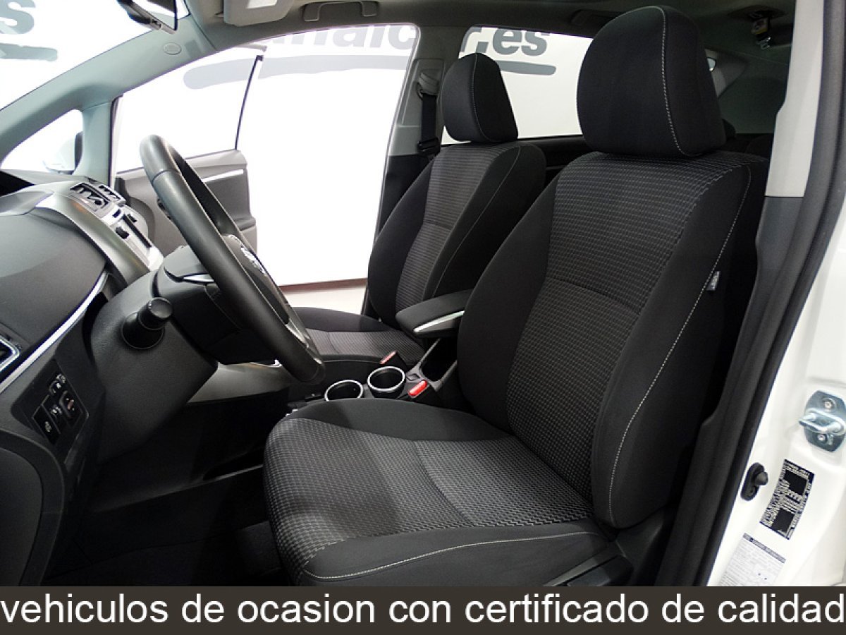 Foto Toyota Corolla Verso 17