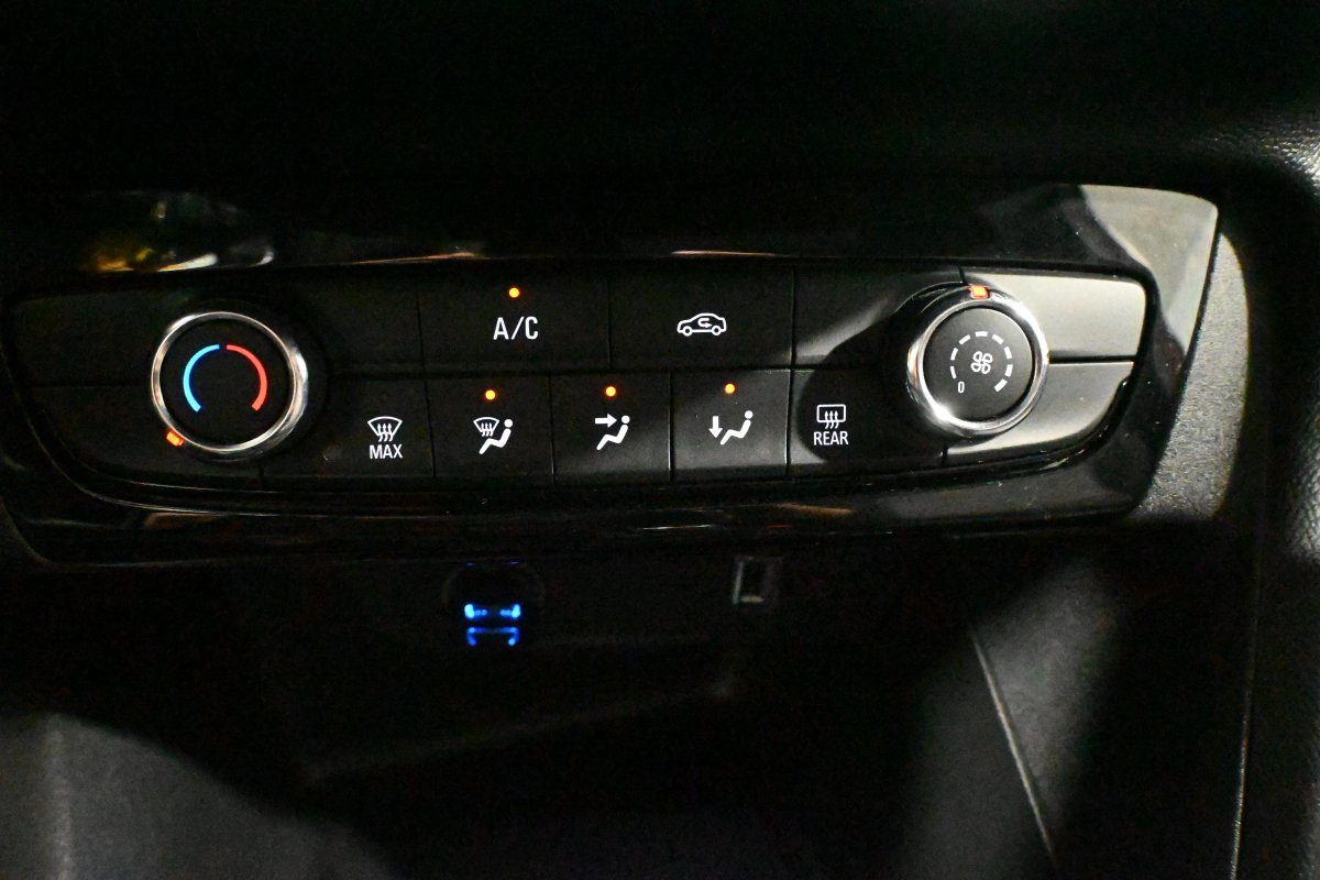 Foto Opel Corsa 15